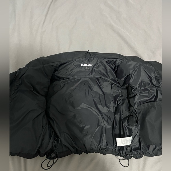 Garage Vest - Picture 2 of 3